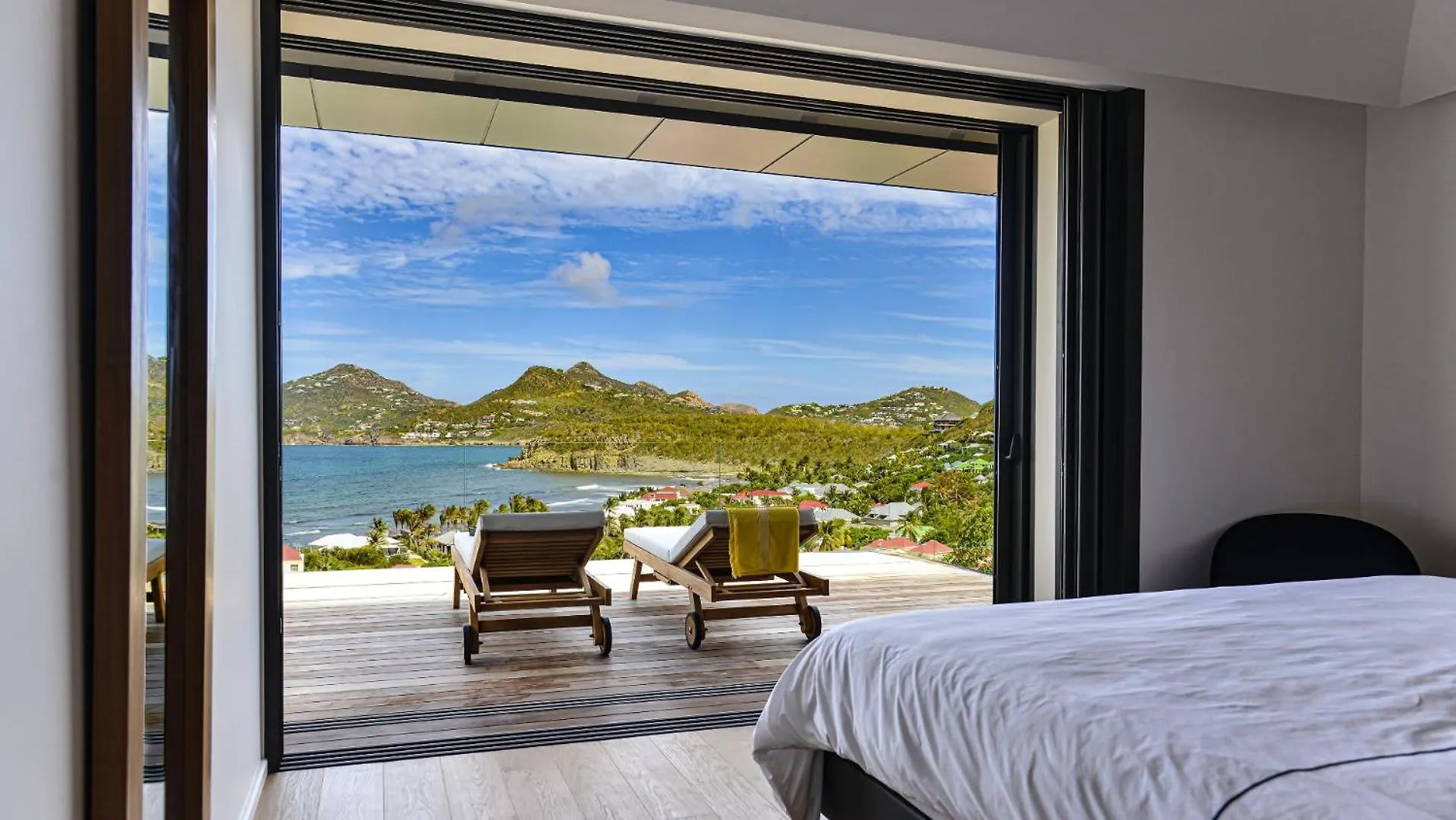 Magnificent Villa Infront Of The Bay And Hills St. Barthelemy