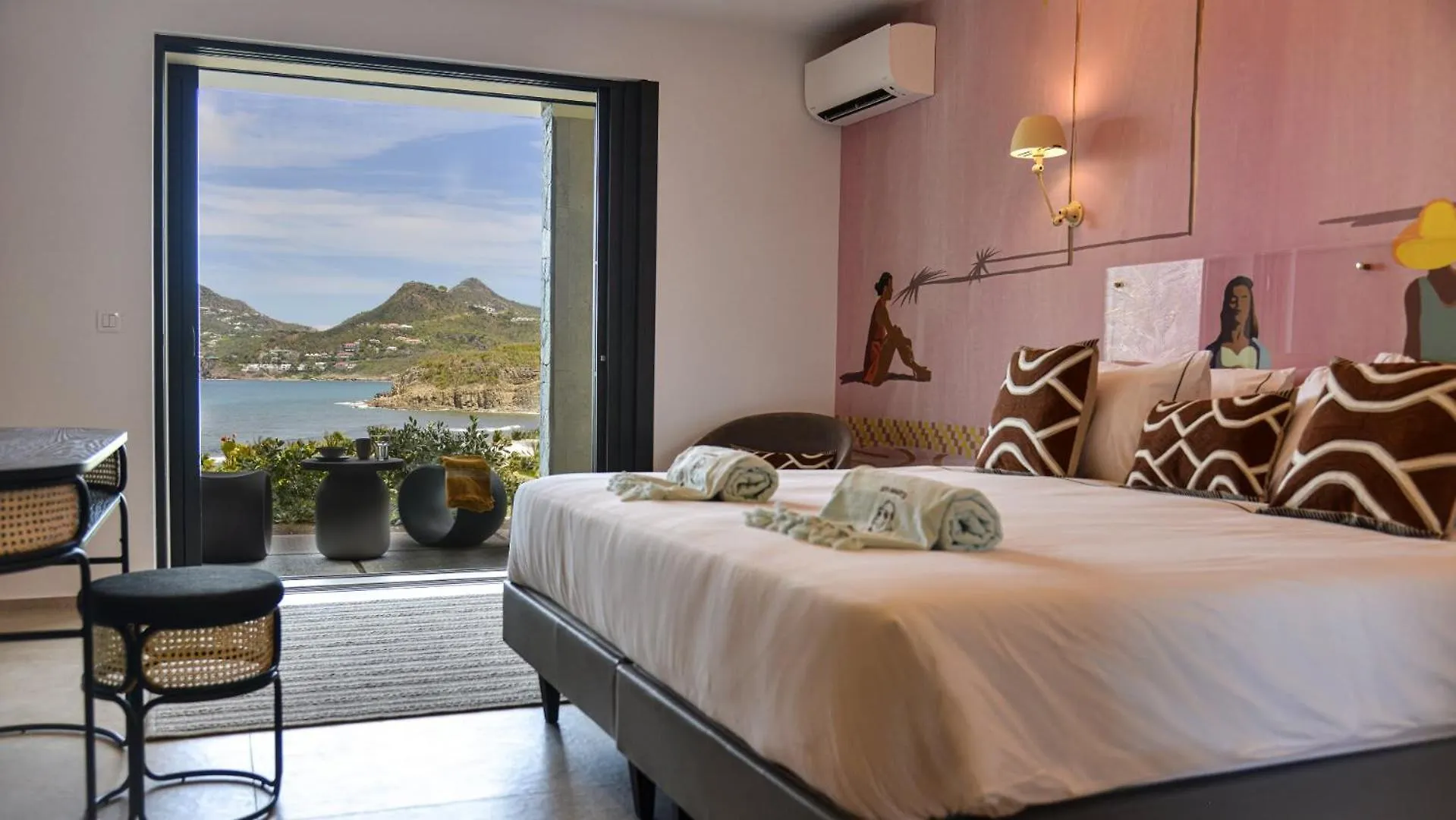 Magnificent Villa Infront Of The Bay And Hills St. Barthelemy